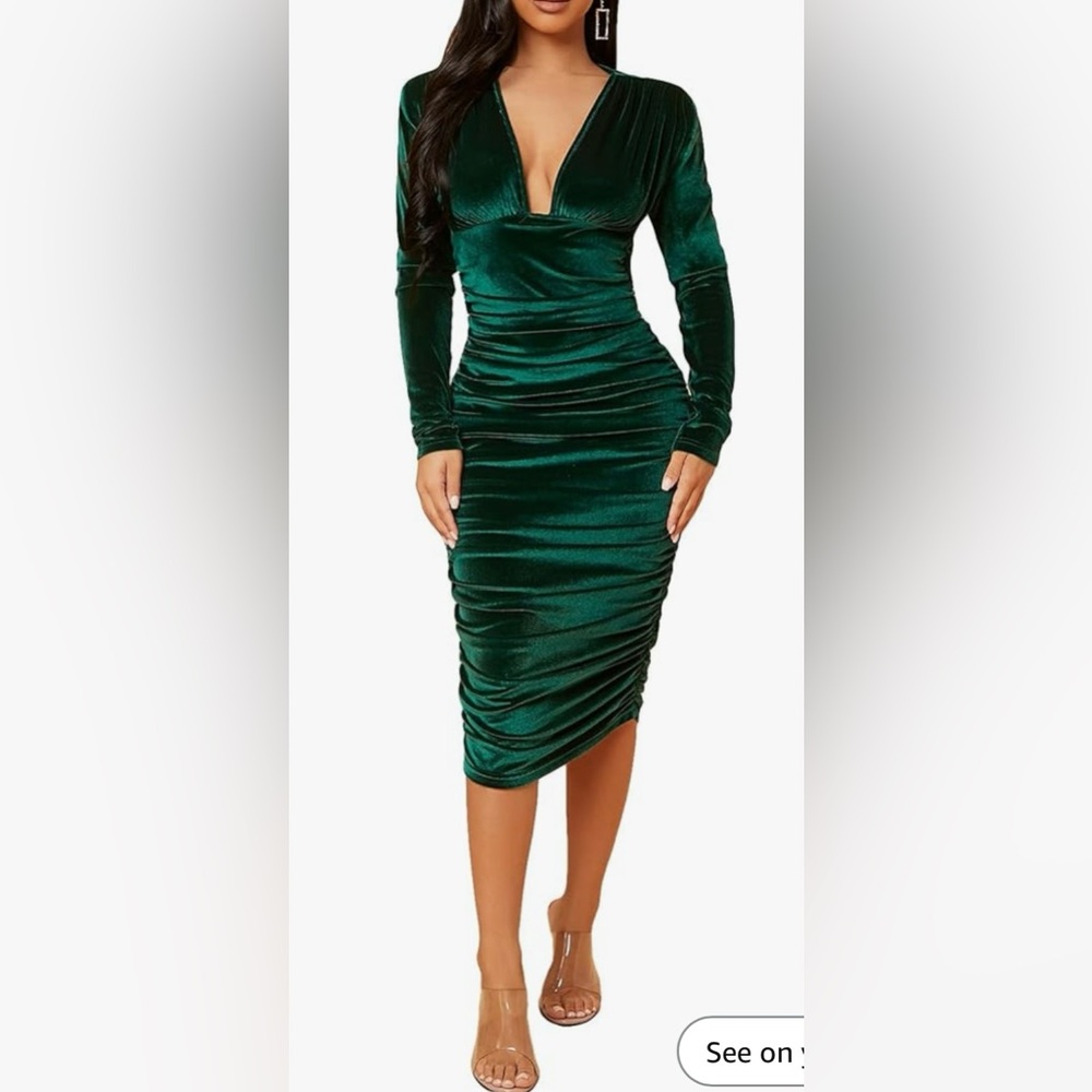 Floerns Women's Deep V Neck Ruched Velvet Solid Long Sleeve Bodycon Midi Dress